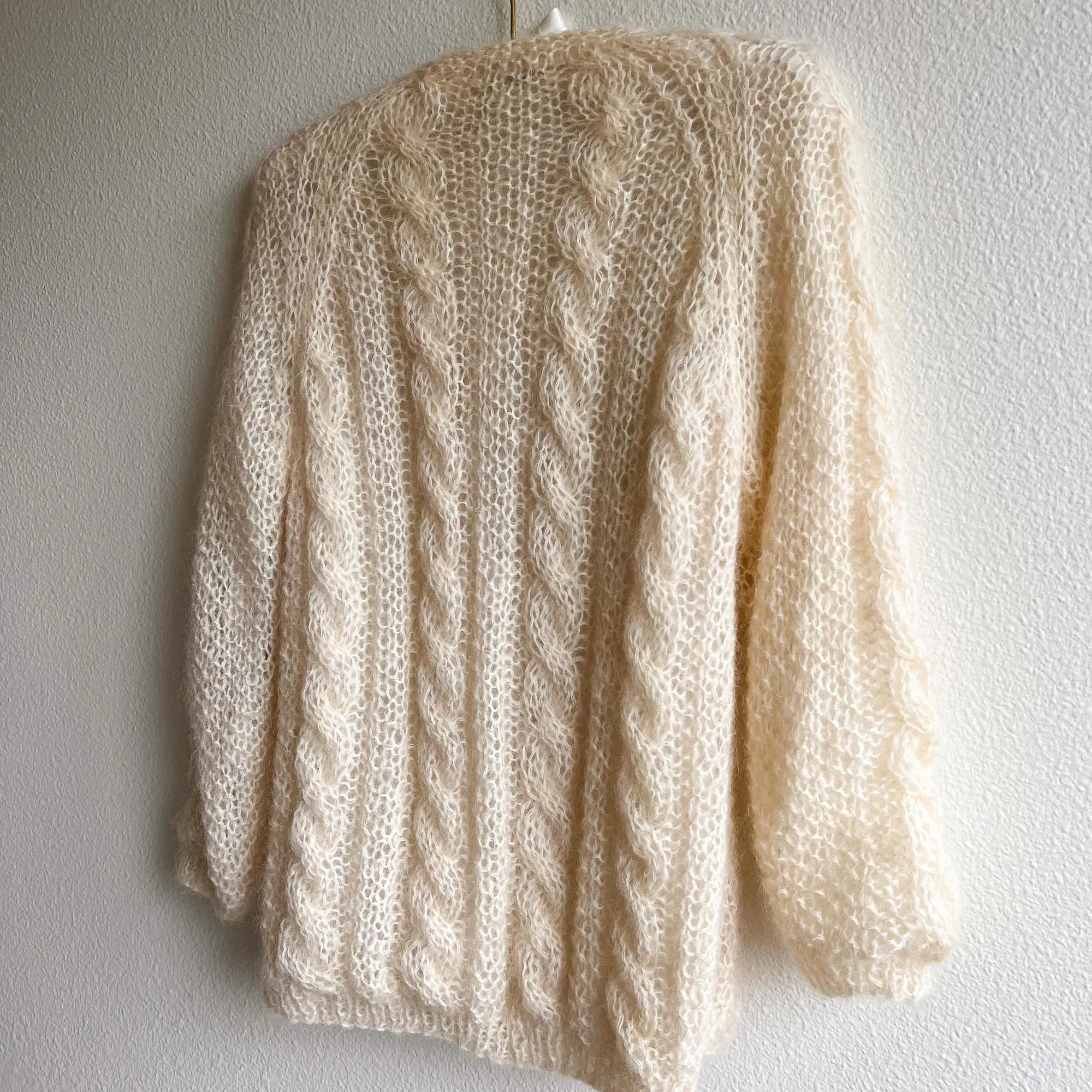 1950s Cream Cable Knit Buttoned Cardigan (S/M)