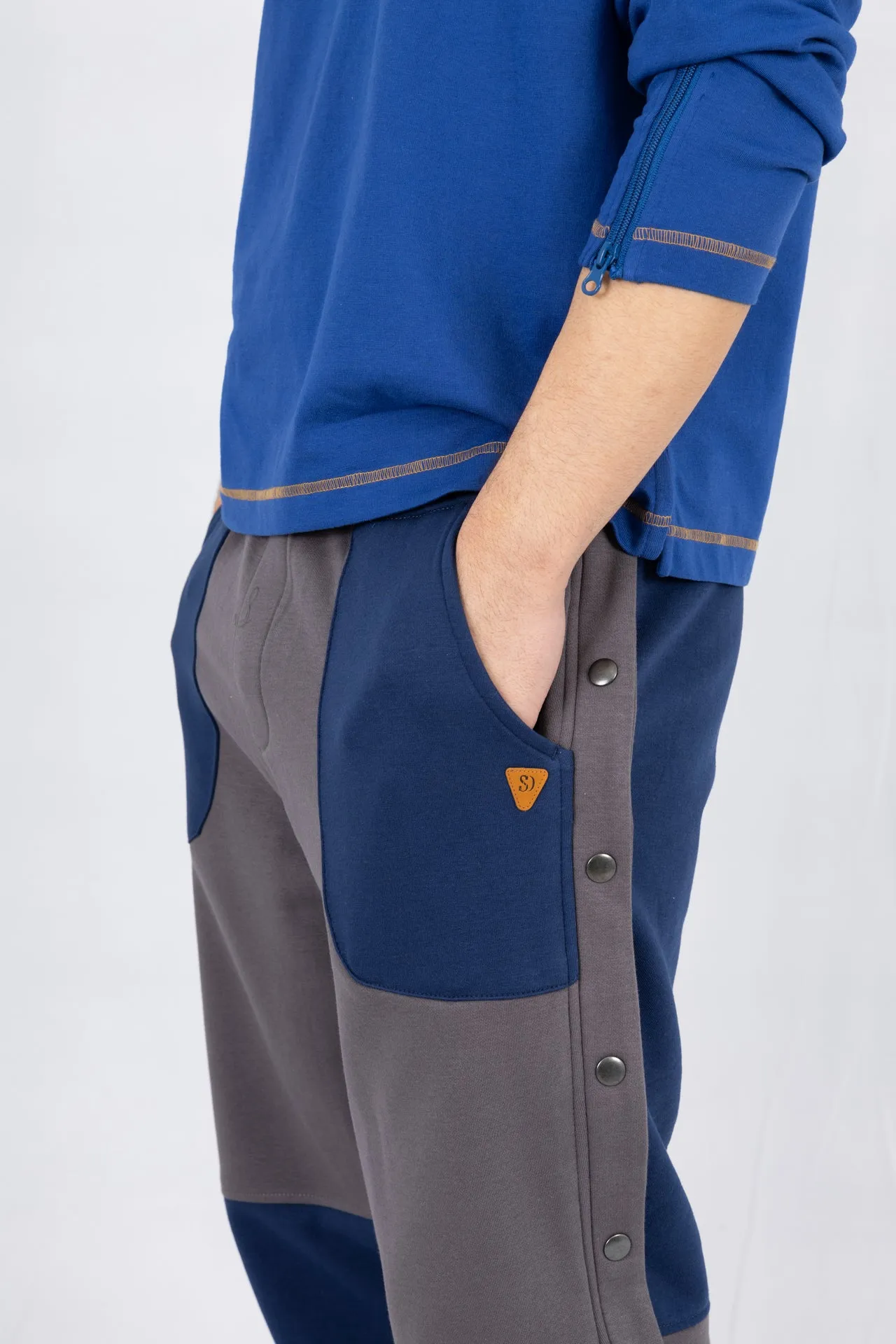 Adaptive Kids Jogger Pants: Adjustable Elastic Waist, Full Side Zipper for Easy Undressing