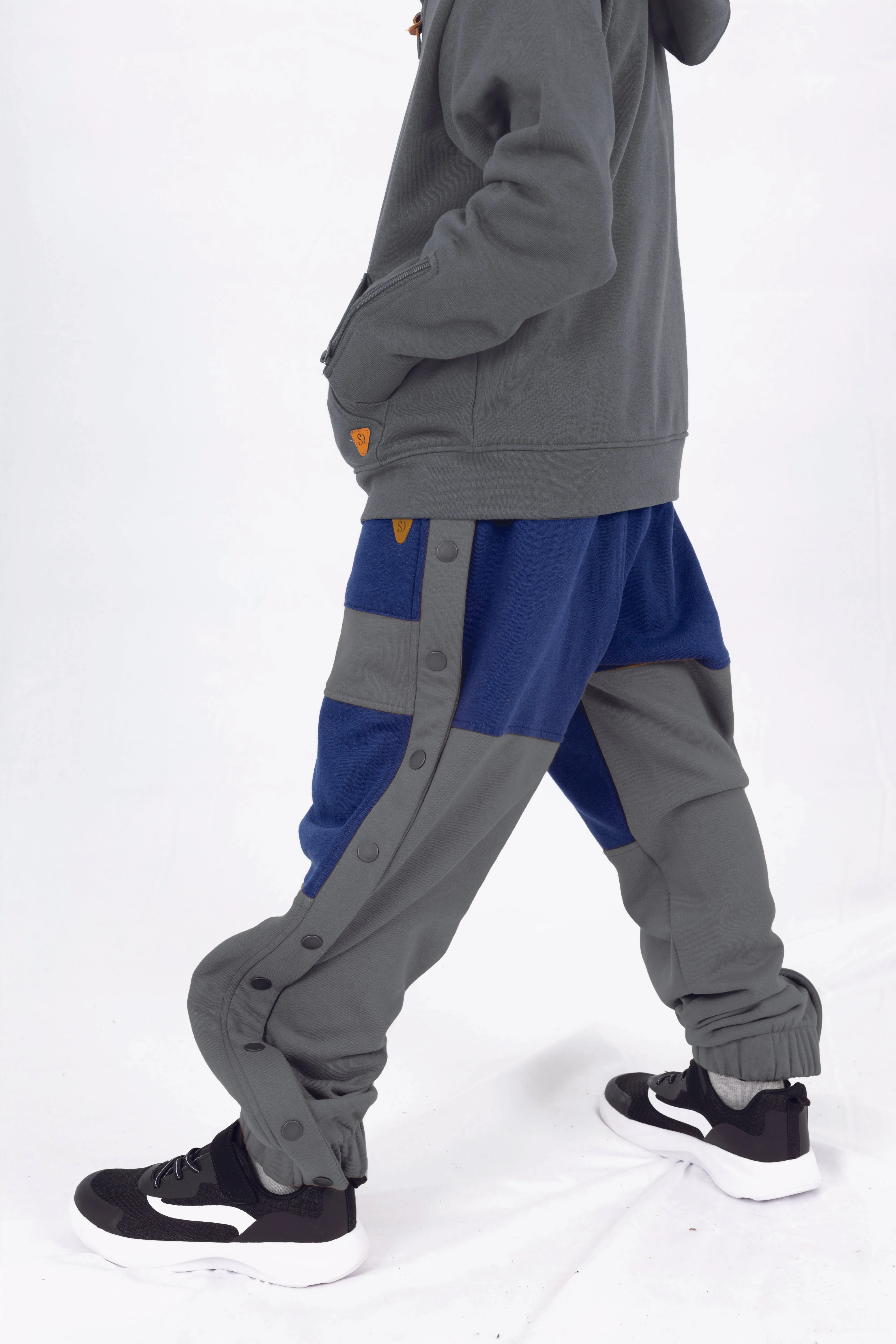 Adaptive Kids Jogger Pants: Adjustable Elastic Waist, Full Side Zipper for Easy Undressing