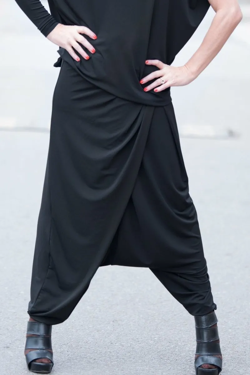 Black Woman Harem trousers SELENA SALE