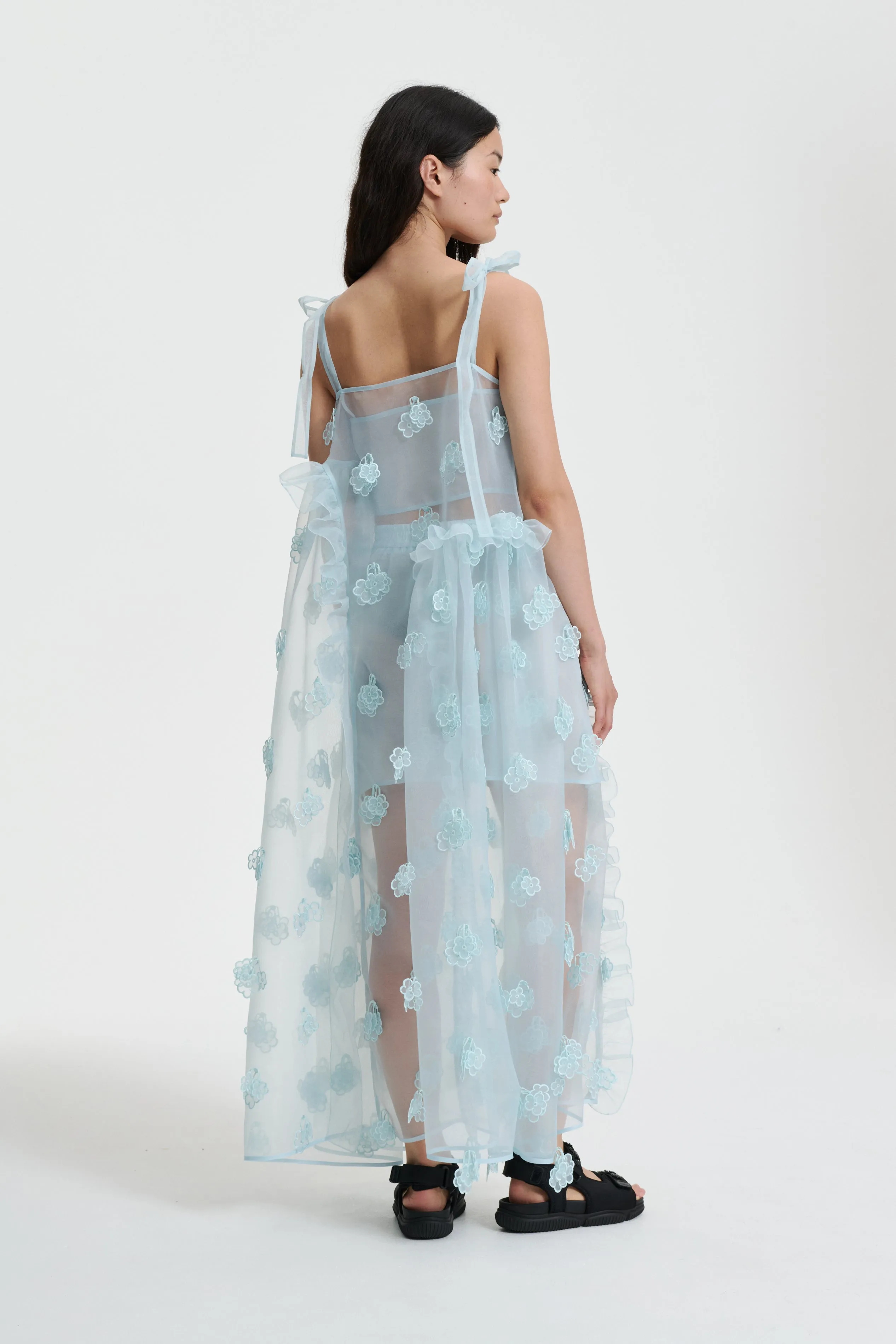 OSWALD | DRESS KIRI EMBROIDERY LIGHT BLUE