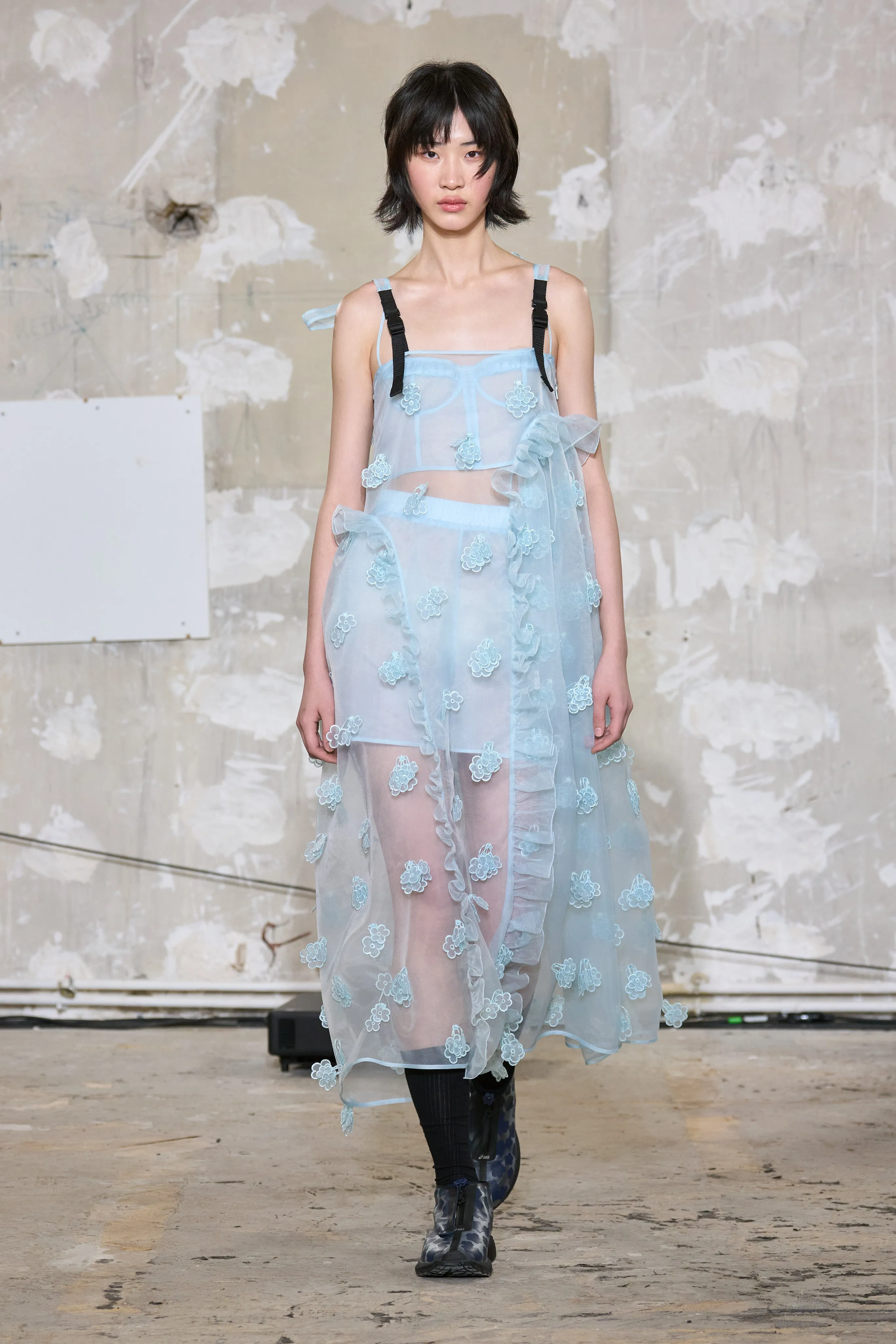 OSWALD | DRESS KIRI EMBROIDERY LIGHT BLUE