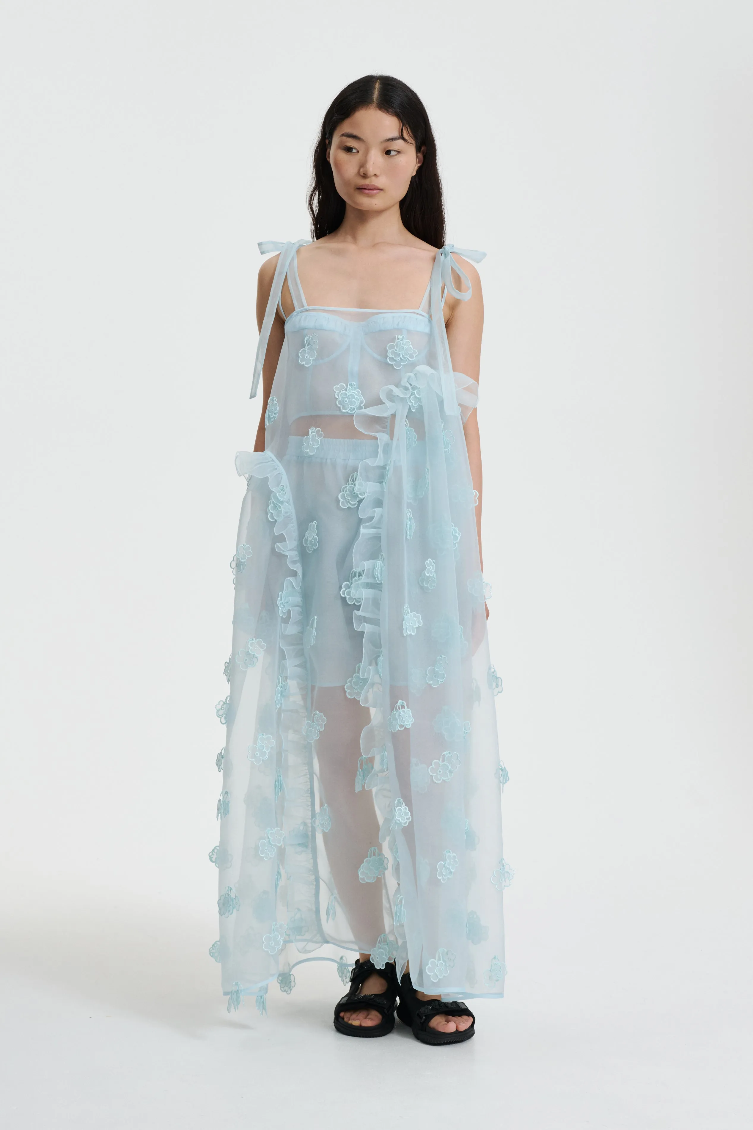 OSWALD | DRESS KIRI EMBROIDERY LIGHT BLUE