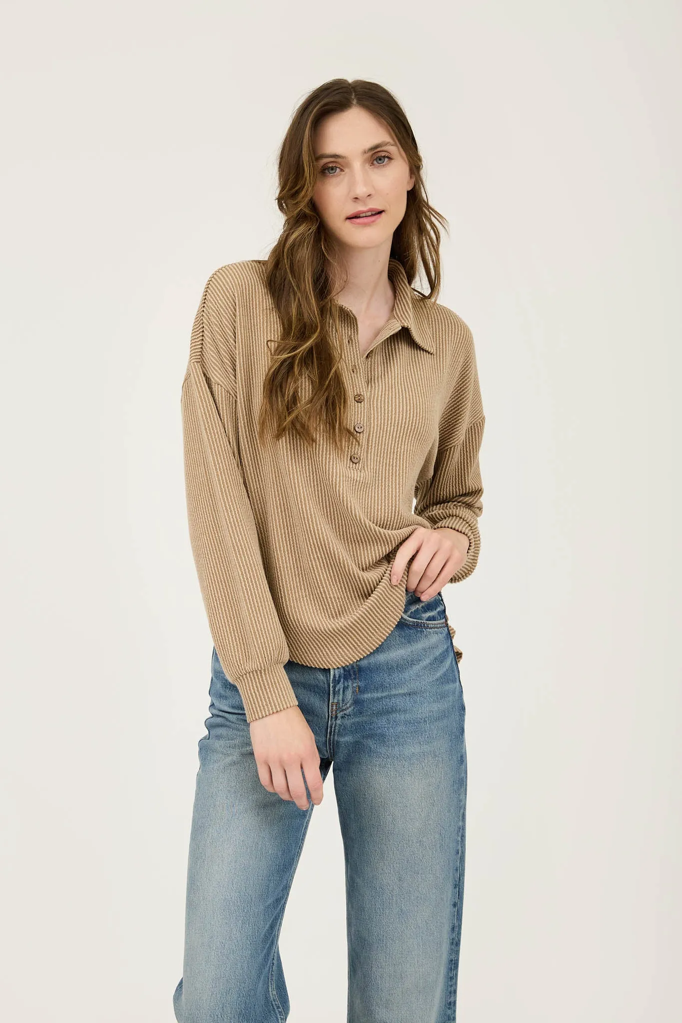 PINSTRIPE COLLARED HALF BUTTON KNIT TOP