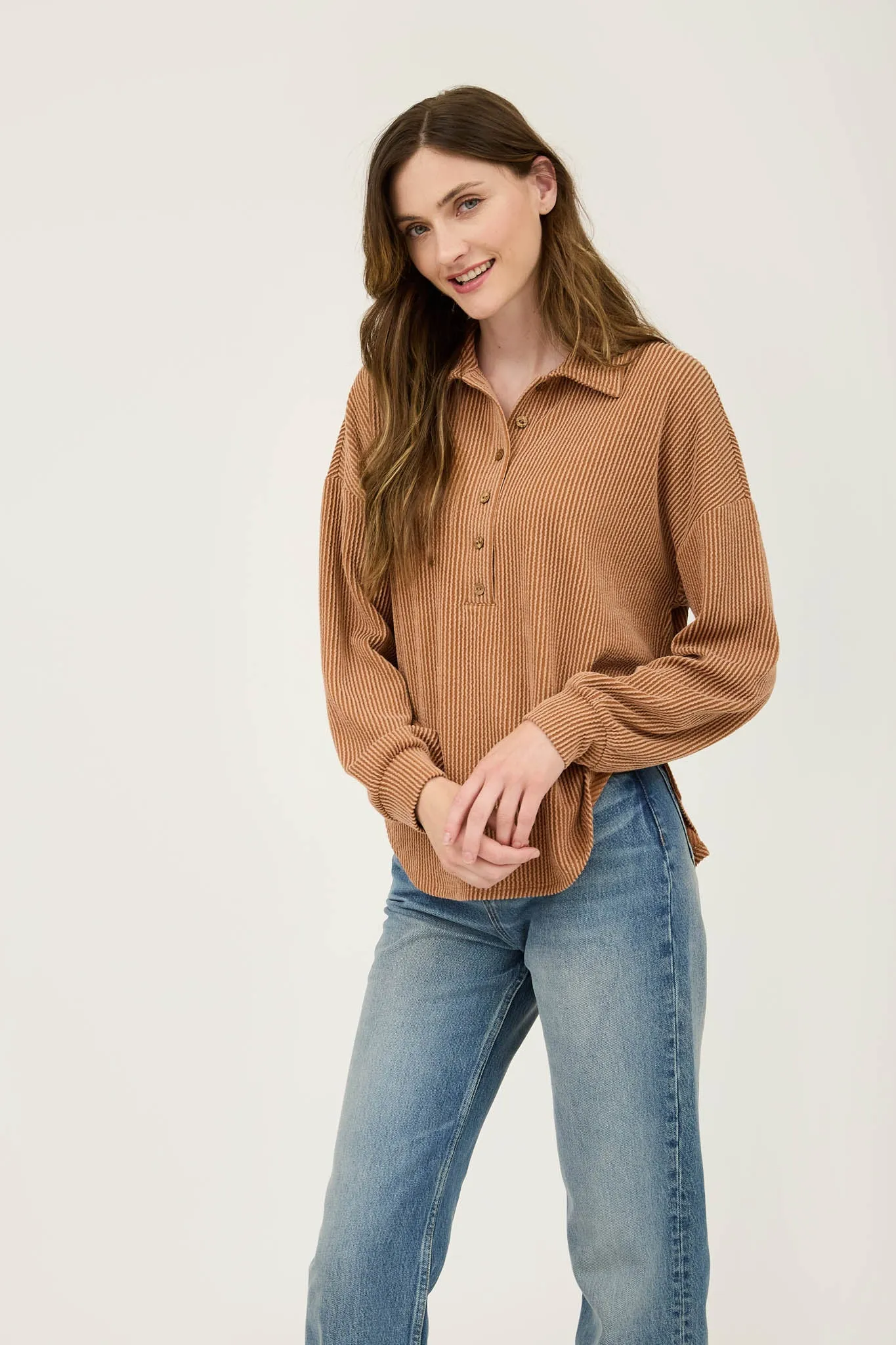 PINSTRIPE COLLARED HALF BUTTON KNIT TOP