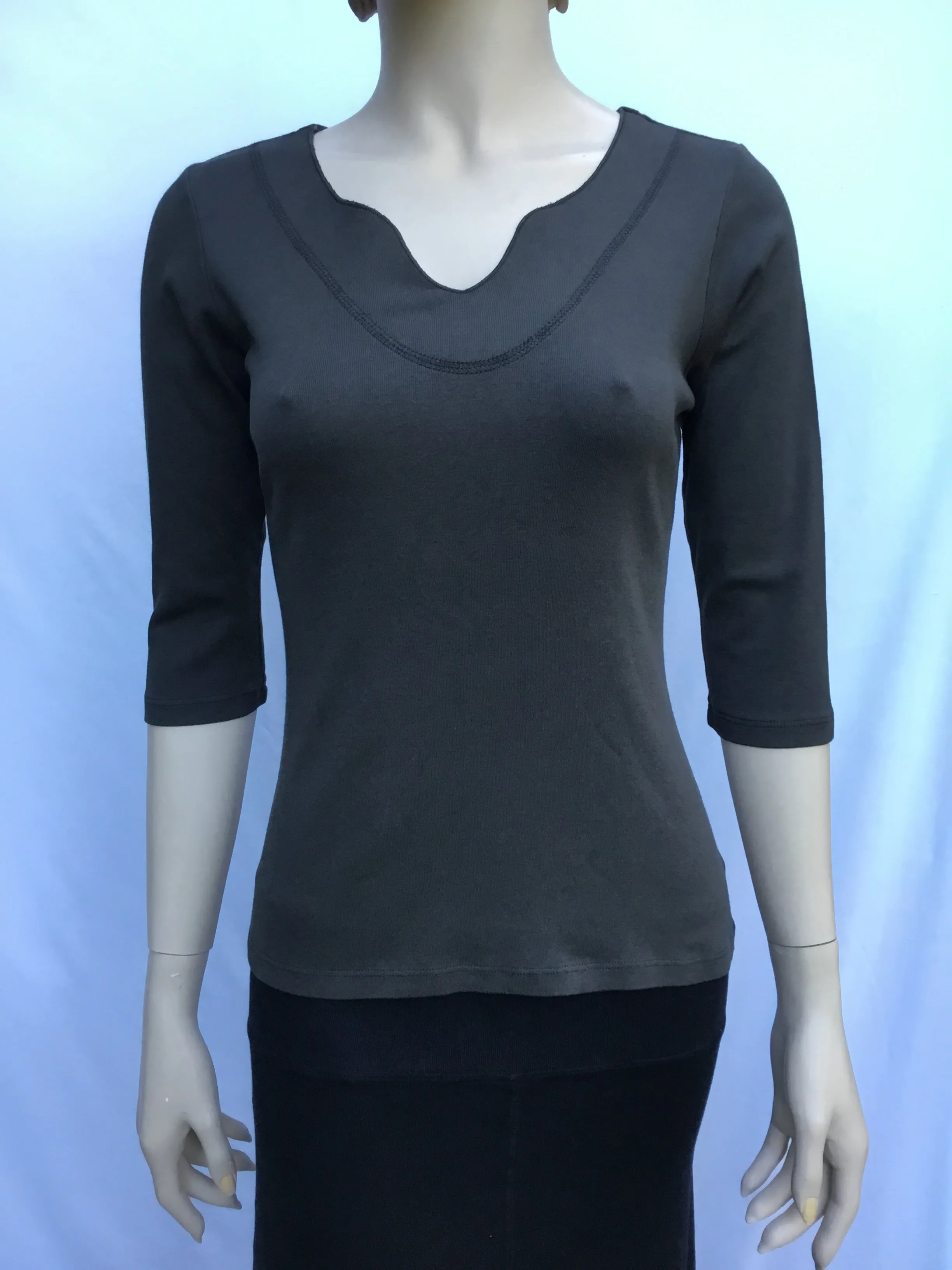 Solid Split V neck top GRF