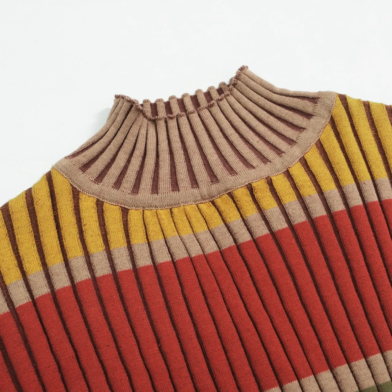 Women's vintage brown striped turtleneck knit T-shirt